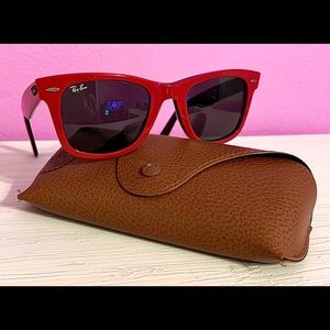 ✨🕶Cherry-Red Ray-Bans🕶✨